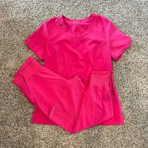 Cherokee Infinity scrub set